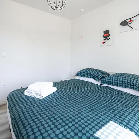 Casa vacanze Beautiful In With Wifi Peroj