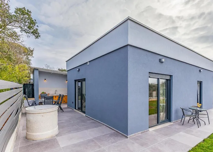 2 Bedroom Beautiful In